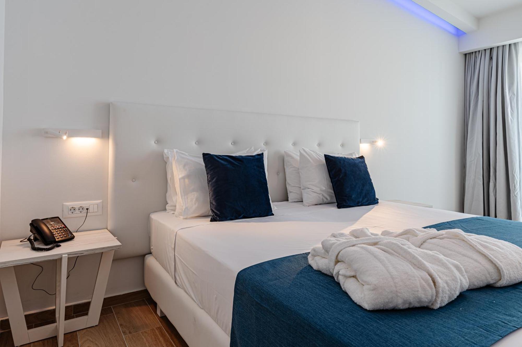 Magique Bleu Suites Tragaki Buitenkant foto